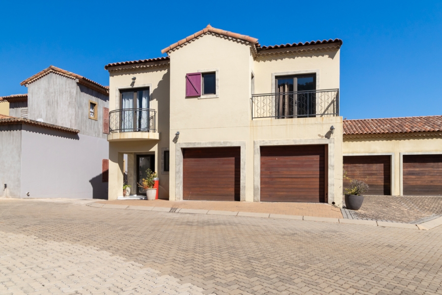 5 Bedroom Property for Sale in Estate D Afrique North West